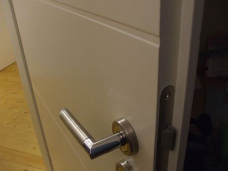 Preview: Innentür mit Zarge -  Designtür Line 5  Weißlack - LA 008M